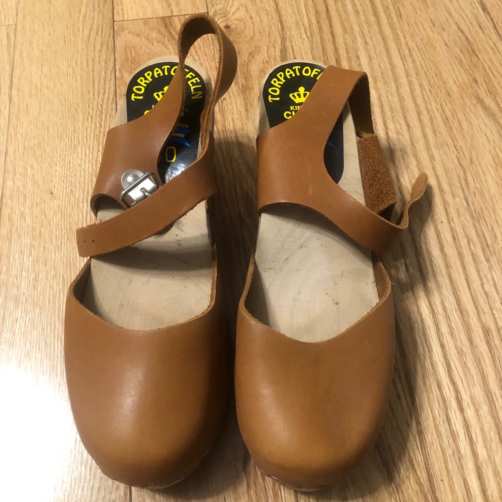 Brown clogs made in Sweden